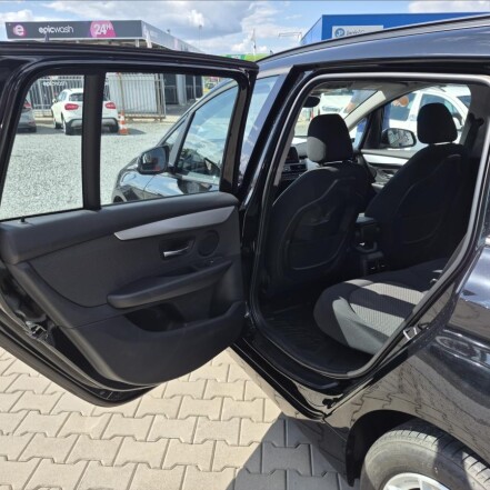 1,5 218i GrandTourer AUT ČR