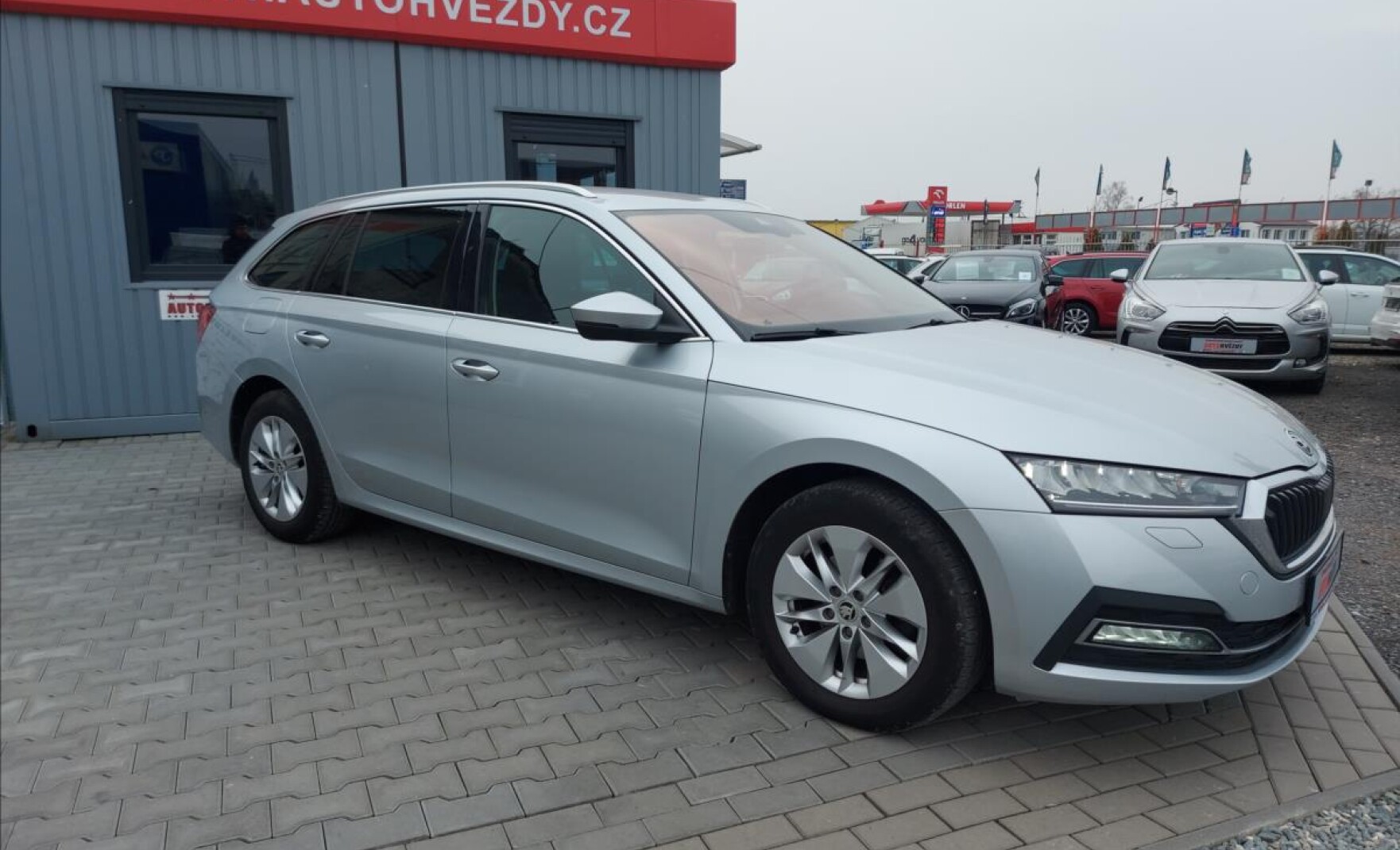 2,0 TDI STYLE FUL LED S.KNIHA