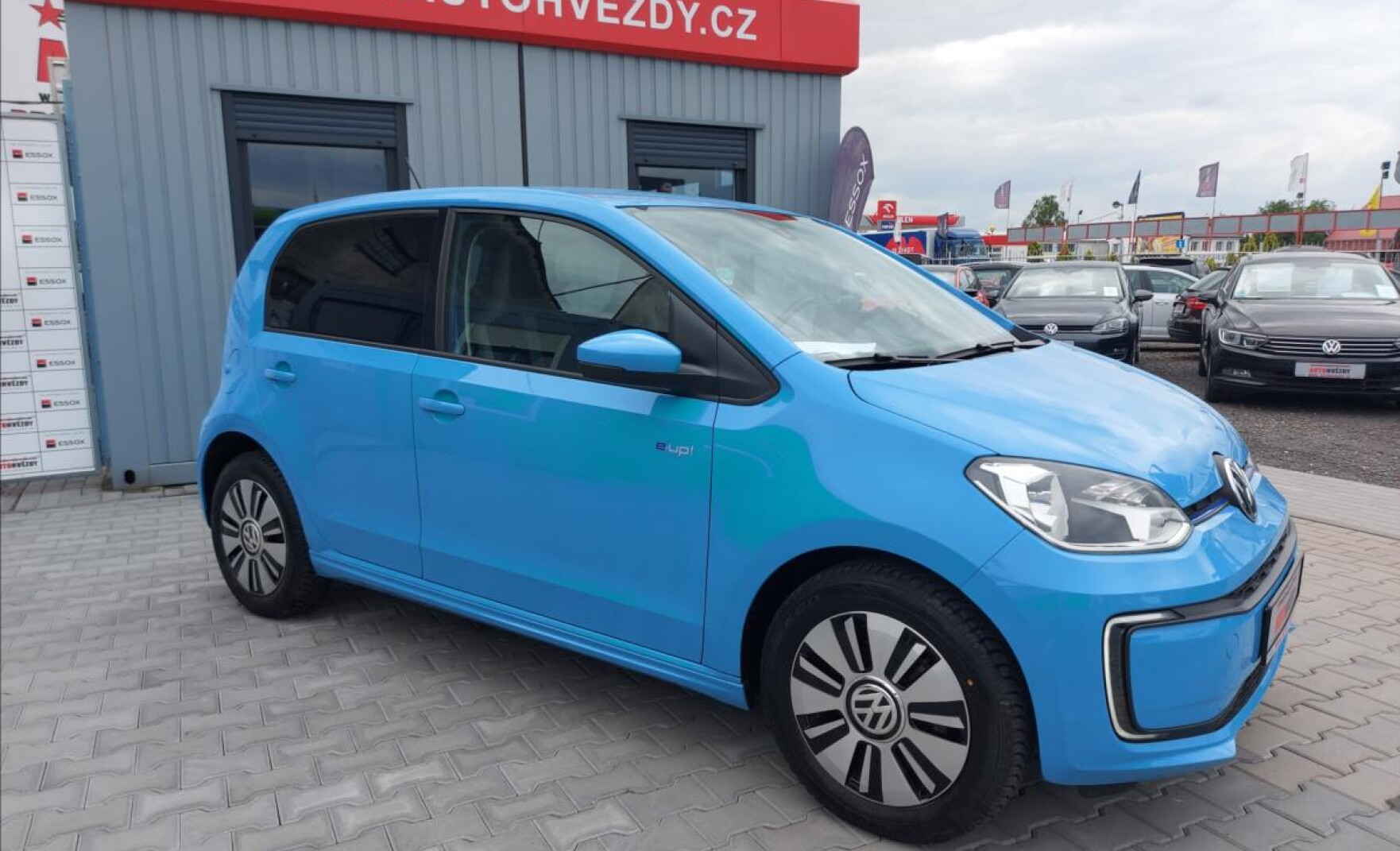 0,0 SOH 90%Shark Decor S.KNIHA