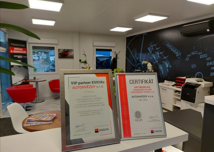 1,5 TDCi 5míst ČR S.KNIHA