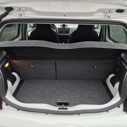 0,0 iV Style 61kW 36Ah S.KNIHA