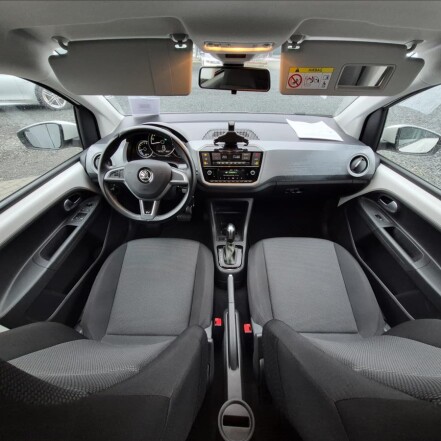 0,0 iV Style 61kW 36Ah S.KNIHA