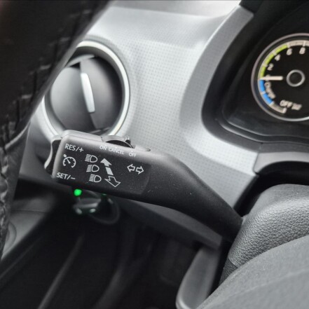 0,0 iV Style 61kW 36Ah S.KNIHA