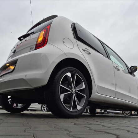 0,0 iV Style 61kW 36Ah S.KNIHA