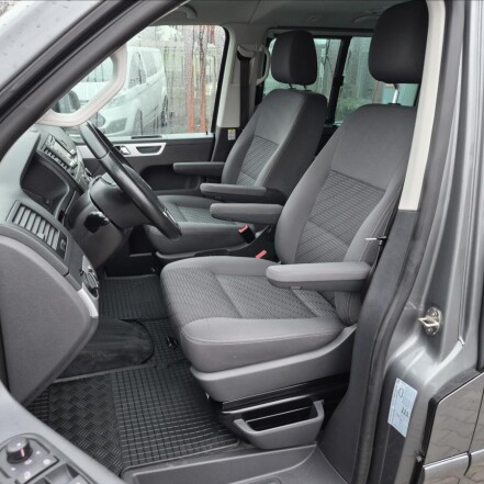 2,0 TDI 4x4 DSG 1.MAJITELKA