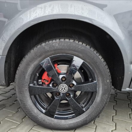 2,0 TDI 4x4 DSG 1.MAJITELKA