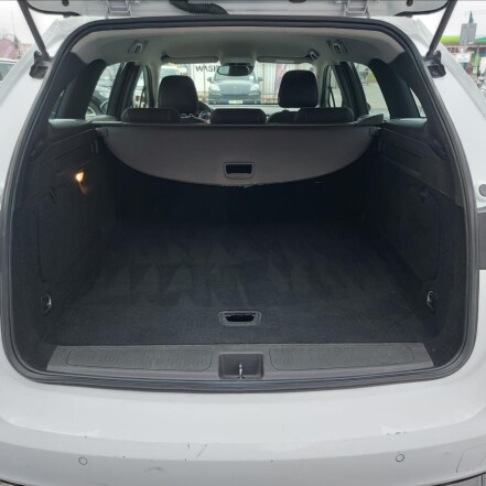 1,3 T AUTOMAT SPORTS TOURER S.KNIHA