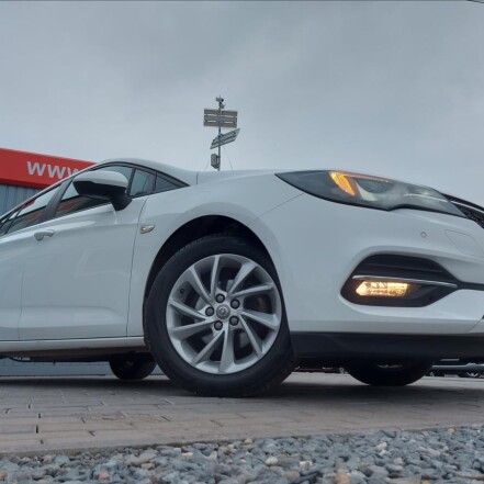 1,3 T AUTOMAT SPORTS TOURER S.KNIHA