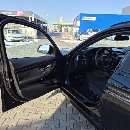 320d xDrive MANUÁL 4X4 CEBIA