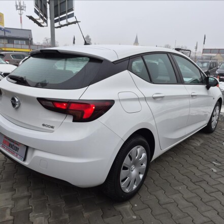 1,0 T ČR 1.majitelka *REZERVACE*