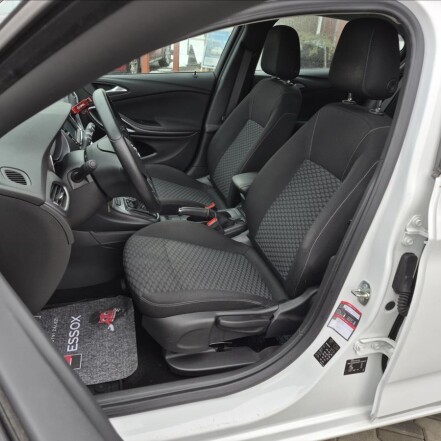 1,0 T ČR 1.majitelka *REZERVACE*