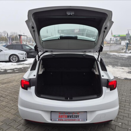 1,0 T ČR 1.majitelka *REZERVACE*