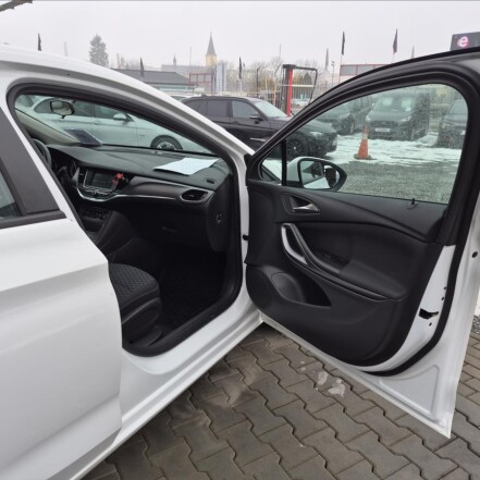 1,0 T ČR 1.majitelka *REZERVACE*