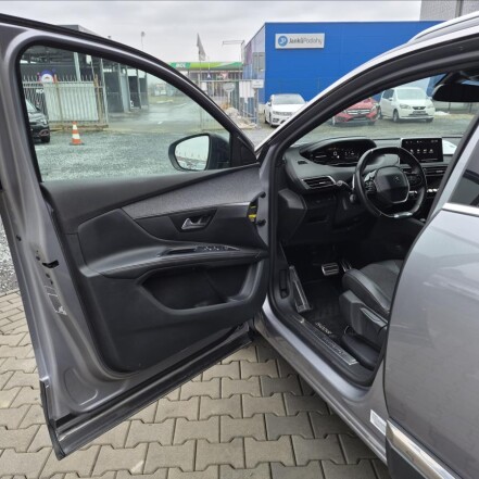 1,6 AT8 GT-Line 7míst ČR S.KNIHA