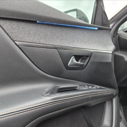 1,6 AT8 GT-Line 7míst ČR S.KNIHA