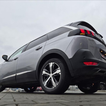 1,6 AT8 GT-Line 7míst ČR S.KNIHA