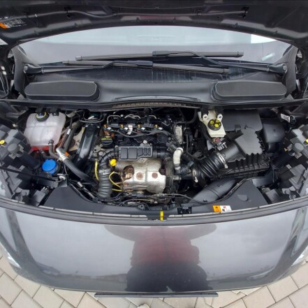 1,5 TDCI 88KW NEZ.TOPENÍ 1.MAJITEL