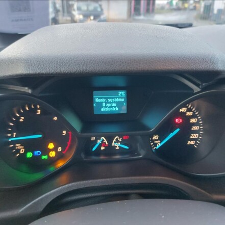 1,5 TDCi 5míst ČR S.KNIHA