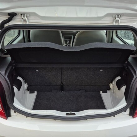 1,0 i Style 55kw KLIMATIZACE S.KNIHA