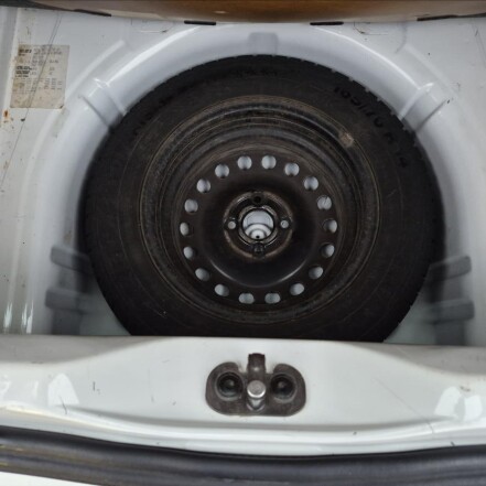 1,0 i Style 55kw KLIMATIZACE S.KNIHA