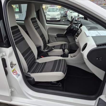 1,0 i Style 55kw KLIMATIZACE S.KNIHA