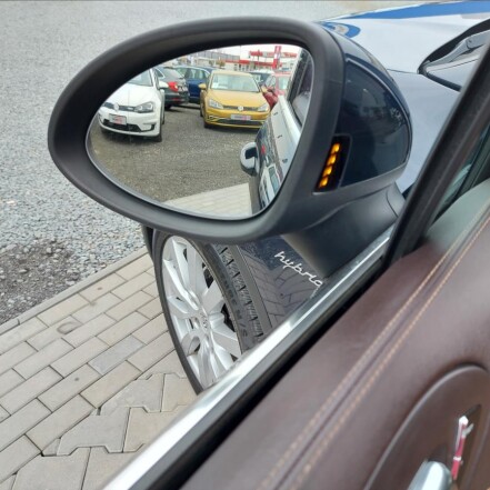 S 3.0 V6 HYBRID ČR S.KNIHA