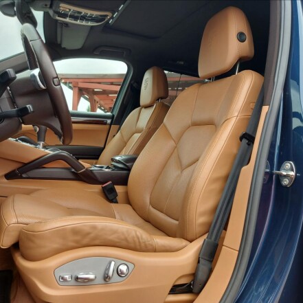 S 3.0 V6 HYBRID ČR S.KNIHA