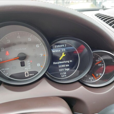 S 3.0 V6 HYBRID ČR S.KNIHA