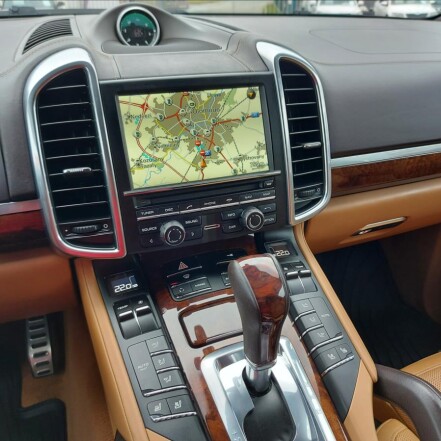 S 3.0 V6 HYBRID ČR S.KNIHA