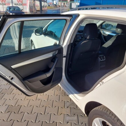 1,6 TDI III AMB ČR po 1.MAJITELI