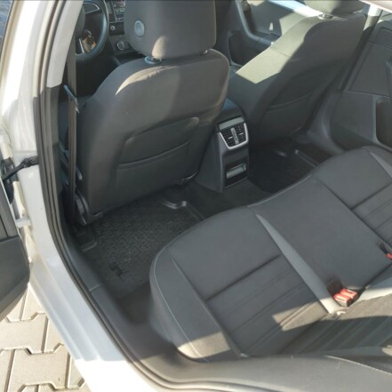 1,6 TDI III AMB ČR po 1.MAJITELI