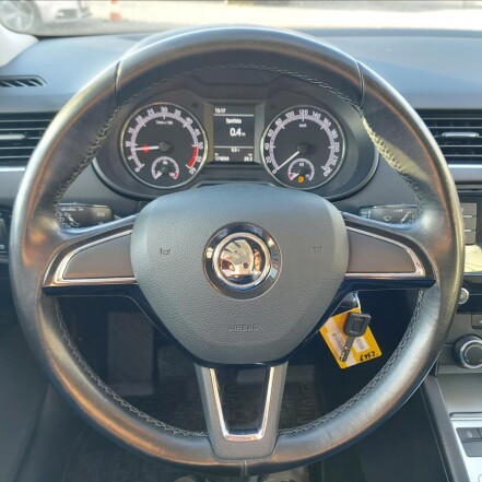 1,6 TDI III AMB ČR po 1.MAJITELI