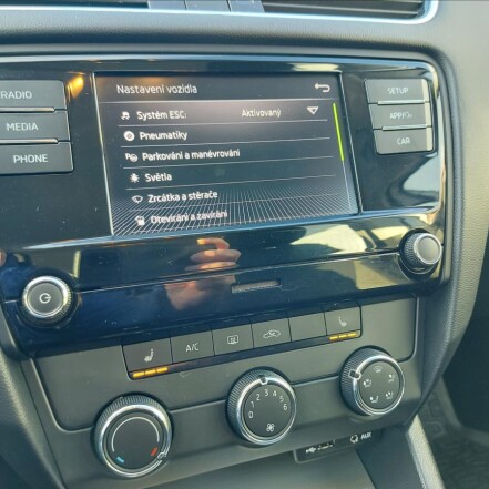 1,6 TDI III AMB ČR po 1.MAJITELI