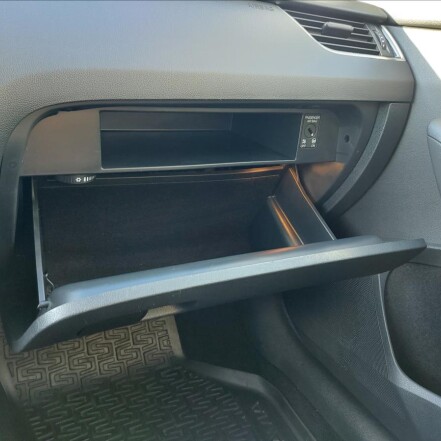 1,6 TDI III AMB ČR po 1.MAJITELI