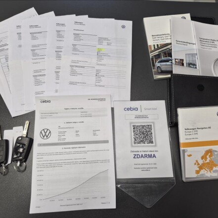 1,5 TSI VII DSG ACC NAVI S.KNIHA