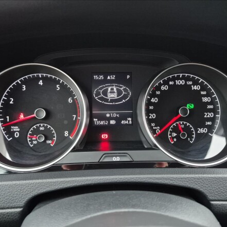 1,5 TSI VII DSG ACC NAVI S.KNIHA