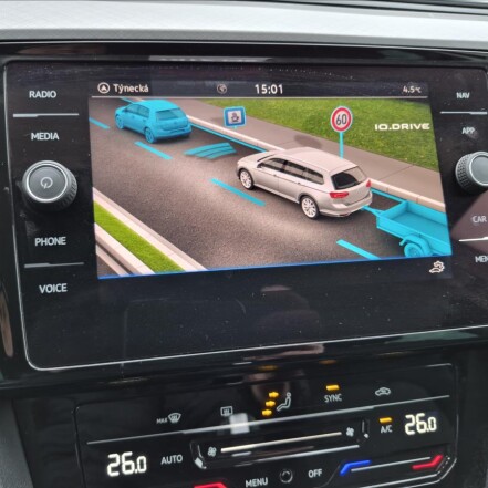 2,0 TDI DSG ACC NAVI S.KNIHA