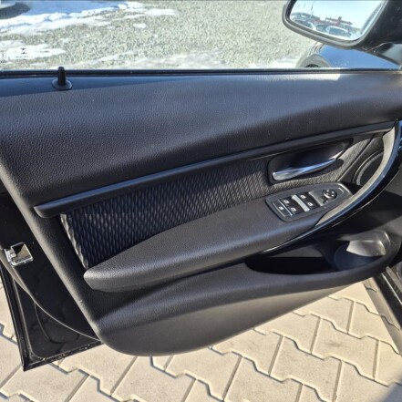 320d xDrive MANUÁL 4X4 CEBIA