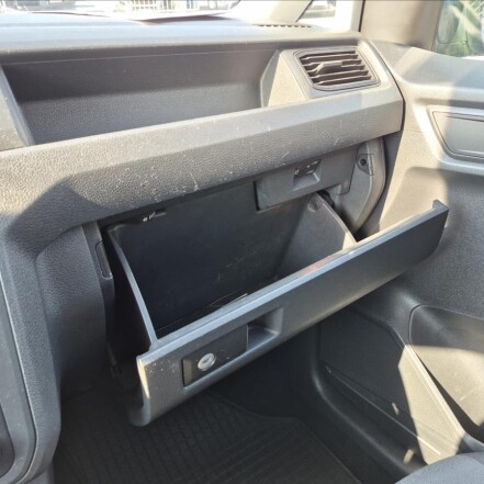 2,0 TDi ČR KLIMA S.KNIHA KŘÍDLA