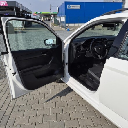 1,0 TSI ČR AMB NAVI TAŽNÉ