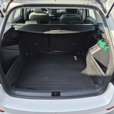 1,0 TSI ČR AMB NAVI TAŽNÉ