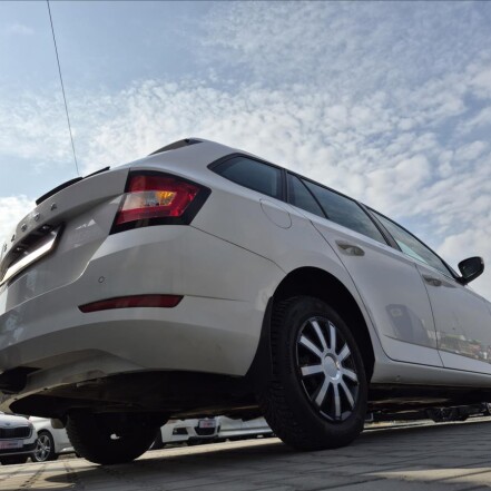 1,0 TSI ČR AMB NAVI TAŽNÉ