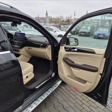 350d AMG ČR S.HISTORIE LETNÍ LITÁ KOLA