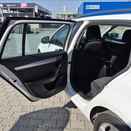 1,6 TDI III 4x4 AmbFresh ČR S.KNIHA