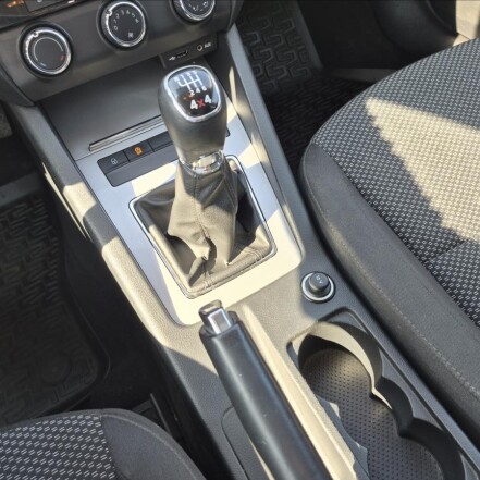 1,6 TDI III 4x4 AmbFresh ČR S.KNIHA