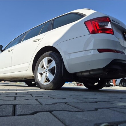 1,6 TDI III 4x4 AmbFresh ČR S.KNIHA