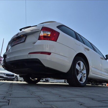 1,6 TDI III 4x4 AmbFresh ČR S.KNIHA