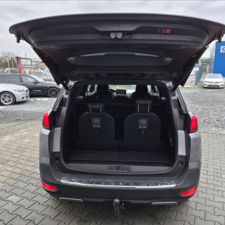 1,6 AT8 GT-Line 7míst ČR S.KNIHA