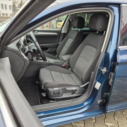 2,0 TDI DSG ACC NAVI S.KNIHA