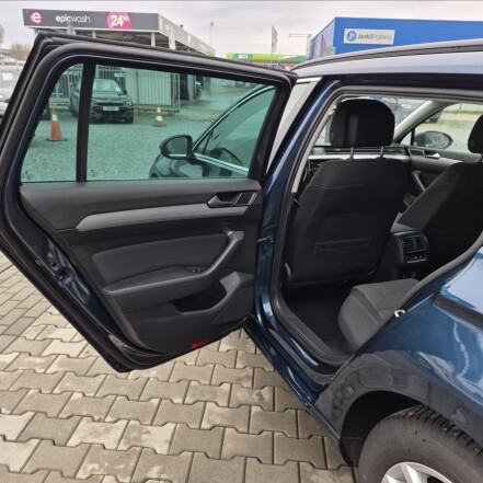 2,0 TDI DSG ACC NAVI S.KNIHA